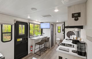 2025 R POD-197  The perfect couples camper!