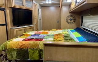 Family of 5's Home away from Home  for Rent