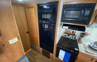 Pet and kid friendly Camper Rental!