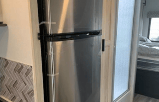 "Salty" - Solar, Spacious, Stocked-2 Queens,2 Full