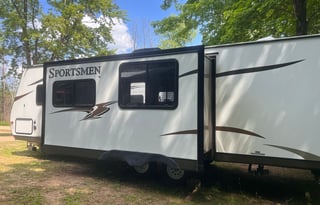 Sporty  Show Stopper