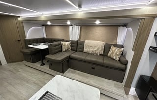 2025 Forest River RV Wildwood X-Lite 273QBXL