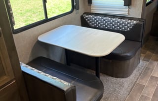 2019 Dutchmen RV Coleman Light 2405BH