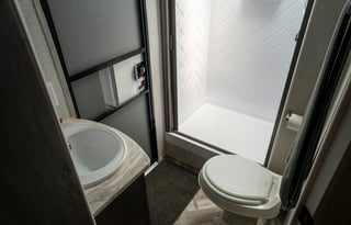 $99/NIGHT 2021 Forest River 26DBUD Sleeps 10