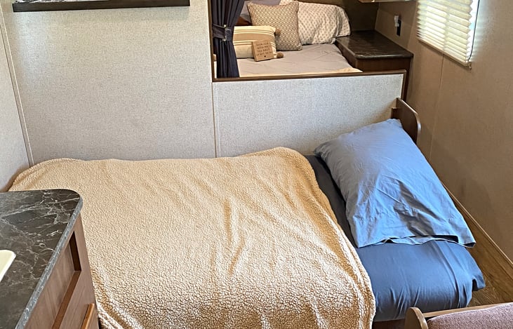 Couch makes out to bed.