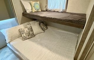 Forest River Salem 32BHDS S.B. (BRFL 1474)