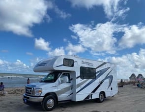 Thor Motor Coach Freedom Elite 22FE