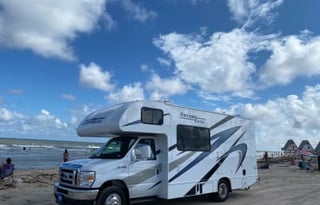 2022 Thor Motor Coach Freedom Elite 22FE