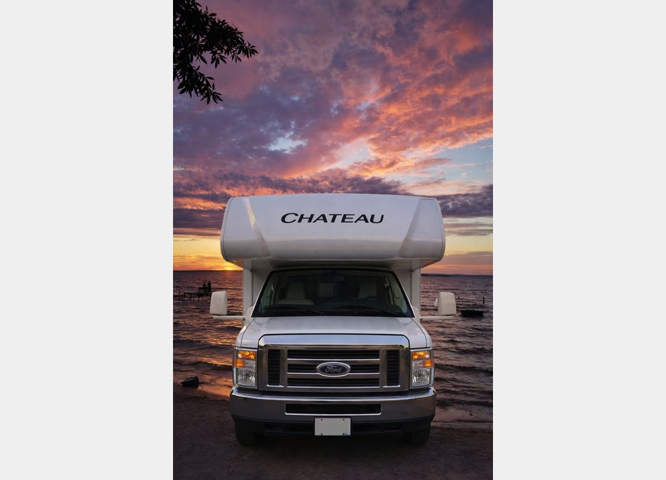 Class C Motor Home rentals in SEWELL