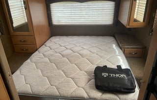 2016 Thor Motor Coach Four Winds 28Z