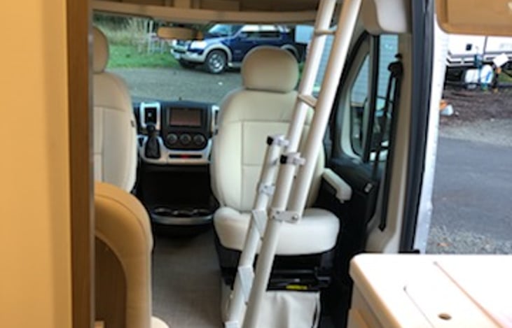 Removable ladder to Sky Bunk.