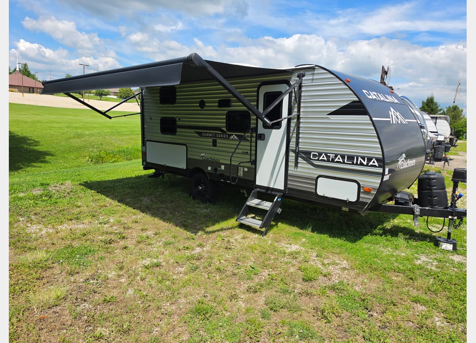 Travel Trailer rentals in Bloomington