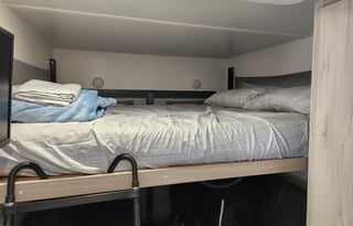 Dream - Lightweight. Off-Grid Ready.