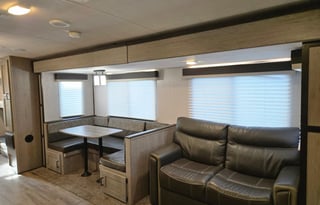 Family Friendly 2021 Heartland Mallard- Sleeps 8