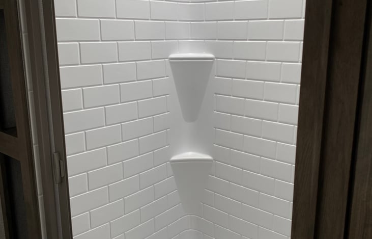 Standing shower