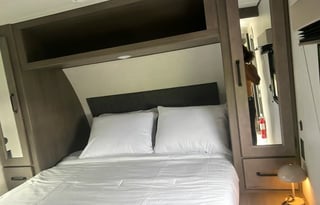 "Jupiter" 2-Bedroom Bunkhouse, Sleeps 8 (OKFL1912)