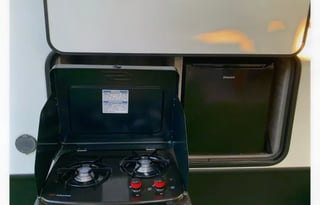 "Smoky Pass" Bunk House Sleeps 6 - Delivery Only