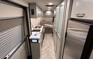 2025 Coachmen Galleria 24FL – Modern Luxury