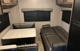 2019 coleman lantern lt 202rd