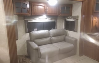 2014 Keystone RV Montana 3625 RE