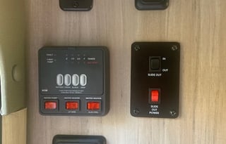 2021 Winnebago Industries Towables Micro Minnie 2100BH