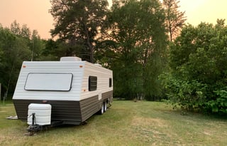 Cozy Renovated “Dutchie” Pet & Kid friendly Camper