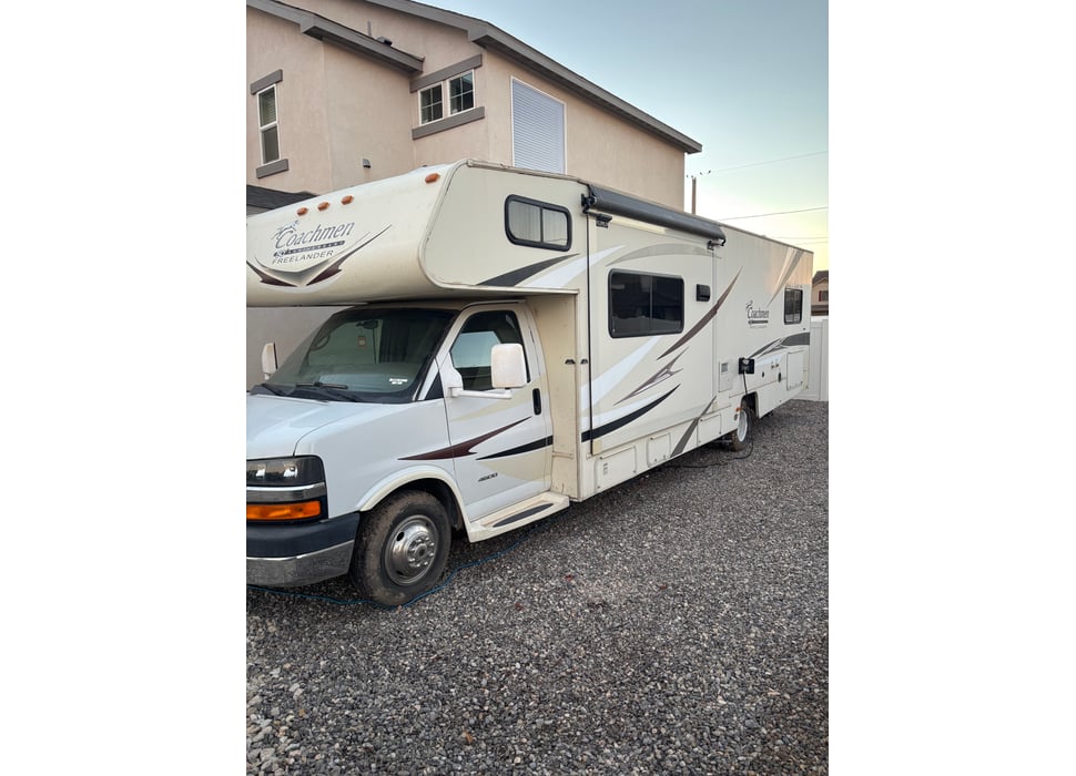 Class C Motor Home rentals in El Paso