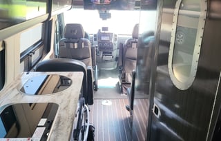 High-end Mercedes-Benz Airstream Interstate 3500 EXT