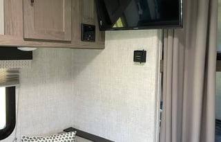 2021 Gulfstream Bunkhouse- Easy to tow!