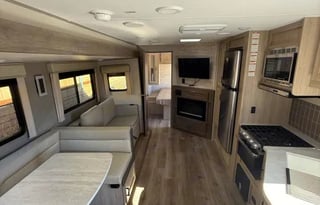 T5-2025 Catalina Legacy Sleeps 10-Premium-Auto LEV