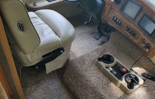 2008 Four Winds RV Hurricane 34B