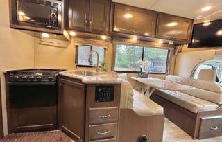 Dog Friendly! 2018 Thor Four Winds 26B! Sleeps 6!