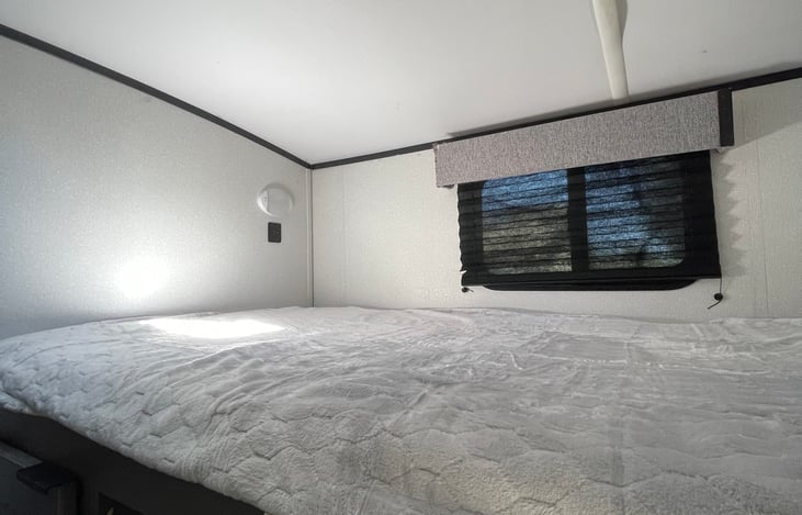 Bunkbed with personal light and dual USB charging port