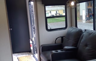 2022 Dutchmen RV Kodiak Ultimate 3301BHSL