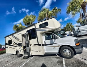 Coachmen RV Freelander 27QB Chevy 4500