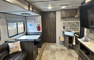 2020 Coleman Lantern BH 285