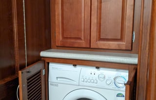 38ft Fleetwood Pace Arrow - Now this is "Glamping!" Beautiful Motorhome!