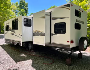 Prime Time RV LaCrosse 319QBS