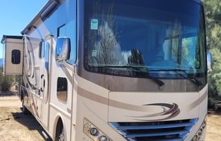2018 Thor Motor Coach Hurricane 35M