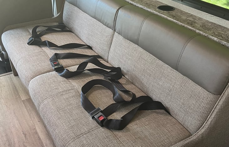 Sofa with seatbelts