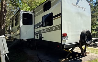 Cruiser Radiance 28QD Bunkhouse Travel Trailer