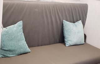 Bunkhouse & Lounge, Fully-Loaded & Turn-key Ready!