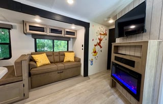 Bunkhouse(14) - 2025 Forest River Puma 32BHFS