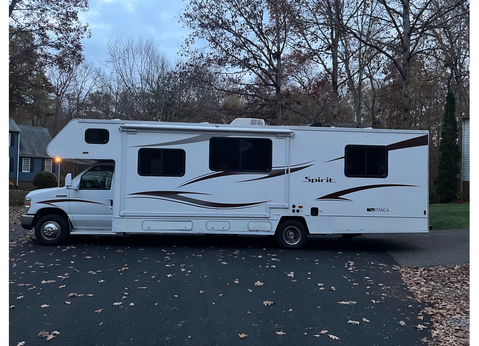 Class C Motor Home rentals in Richmond