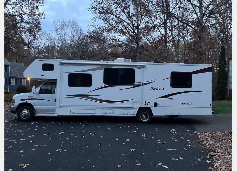 Class C Motor Home rentals in Richmond