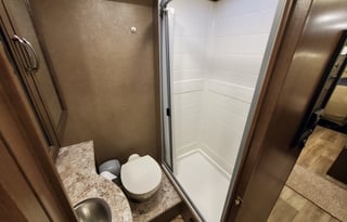 2019 Thor Motor Coach Freedom Elite 30FE Bunkhouse