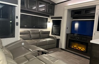 Family Camper:Sleeps 8/2Bed Rm/3Beds & Delivered