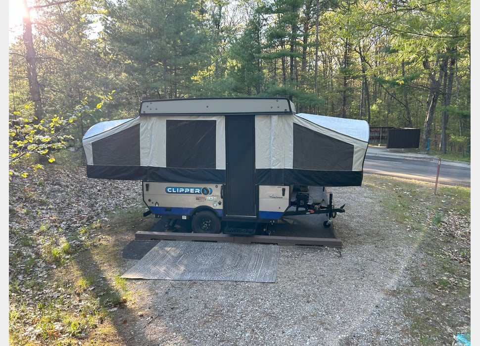 Pop-up Camper rentals in Howell