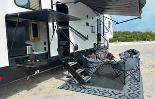 2024 Forest River RV Cherokee Arctic Wolf 321BH