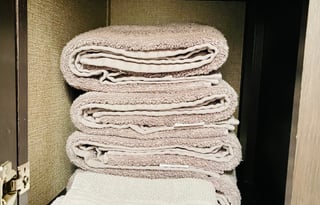 The Pointer Haus - 2017 Keystone RV Carbon 27